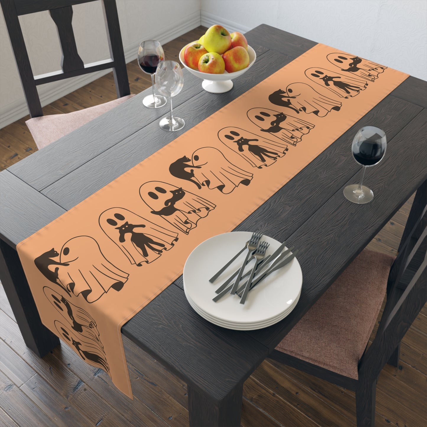 Table Runner | Because even your table deserves a little boo-tiful style.