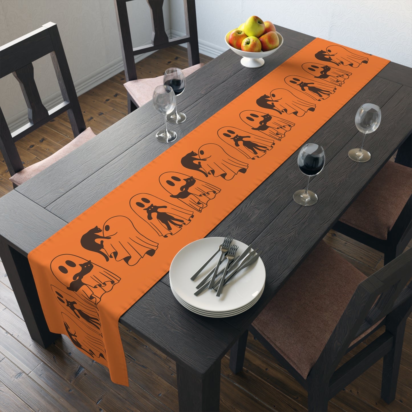 Table Runner | Because even your table deserves a little boo-tiful style.