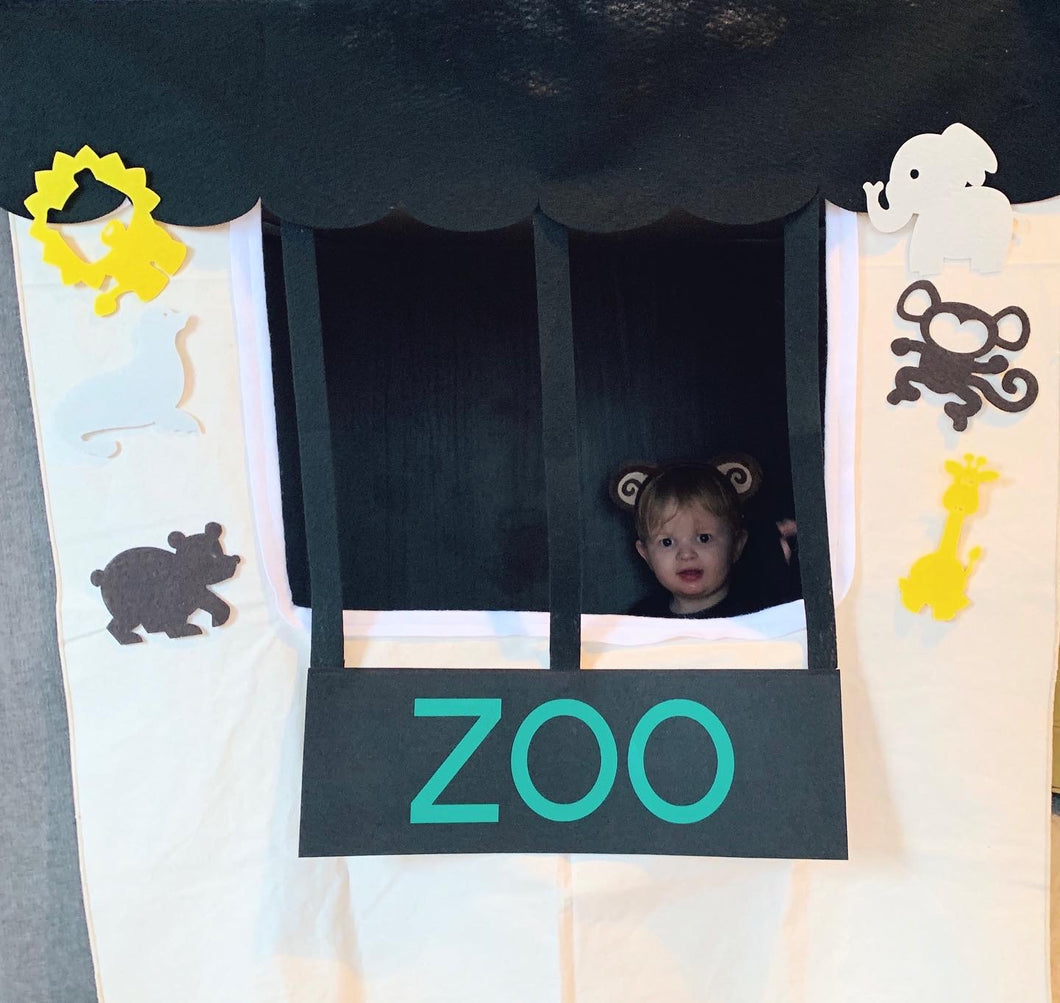 Zoo Decor Kit (Interchangeable Stand Panel sold Separately)