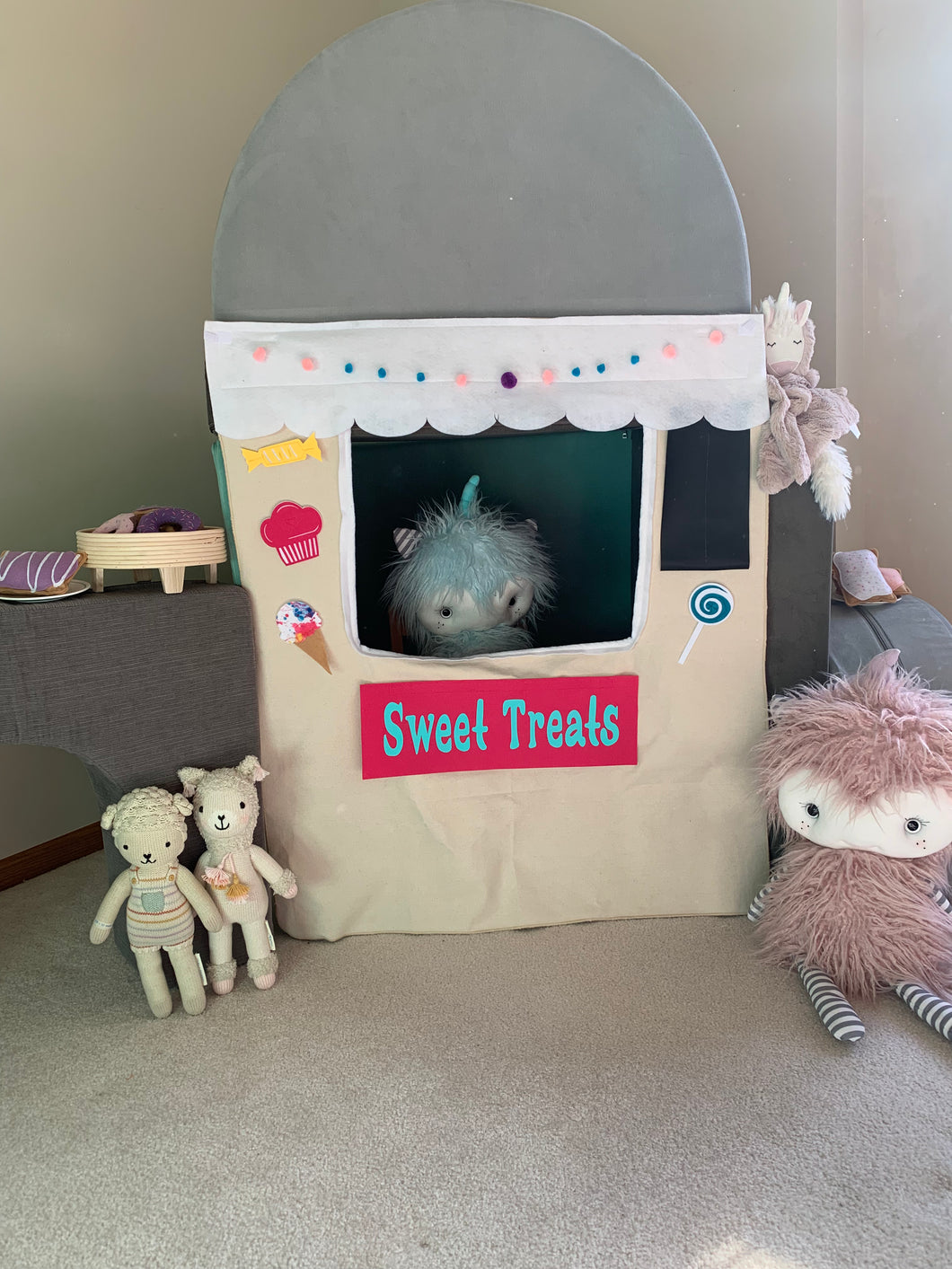 Sweet Treats Decor Kit for Interchangeable Stand (Not Included)